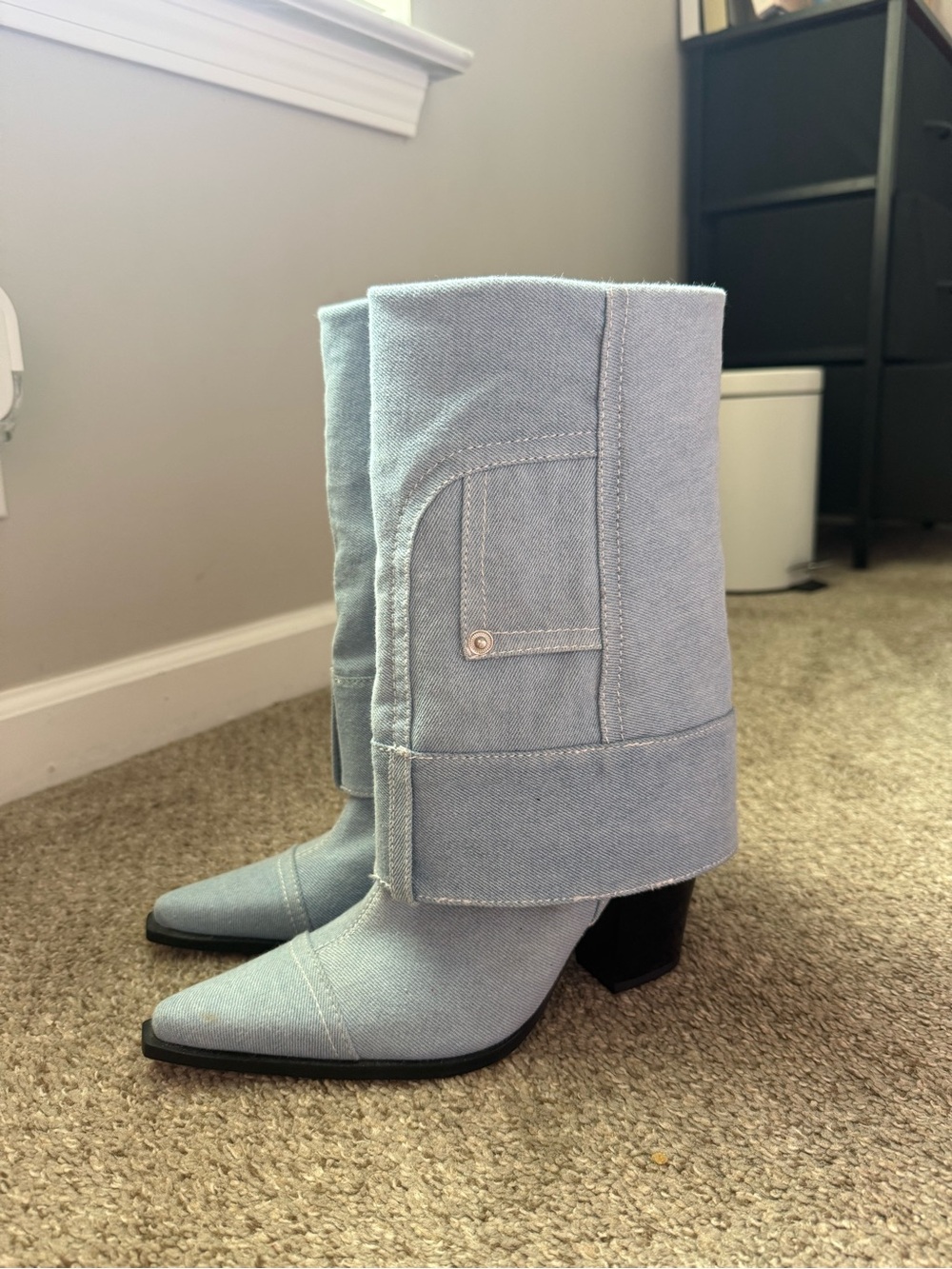 Light Blue Pointed-Toe Mid-Calf Block Heel Boots